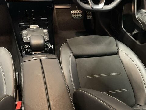 Mercedes-Benz A Class 1.3 A180 AMG Line Edition (Executive) Hatchback 5dr Petrol 7G-DCT Euro 6 (s 15