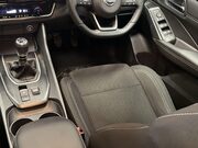 Nissan Qashqai 1.3 DIG-T MHEV Acenta Premium SUV 5dr Petrol Hybrid Manual Euro 6 (s/s) (15 15