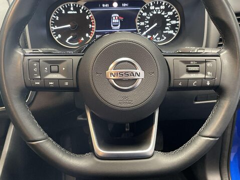 Nissan Qashqai 1.3 DIG-T MHEV Acenta Premium SUV 5dr Petrol Hybrid Manual Euro 6 (s/s) (15 20