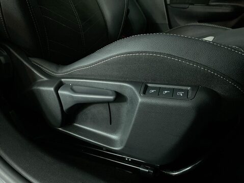 Vauxhall Corsa 1.2 Turbo Ultimate Hatchback 5dr Petrol Auto Euro 6 (s/s) (130 ps) Bluetoot 26