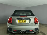 Mini Convertible 2.0 John Cooper Works Convertible 2dr Petrol Steptronic Euro 6 (s/s) (231 p 7