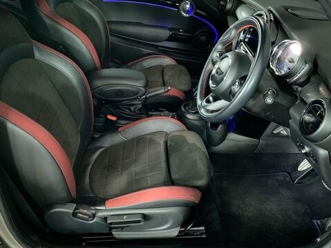 Mini Convertible 2.0 John Cooper Works Convertible 2dr Petrol Steptronic Euro 6 (s/s) (231 p 15