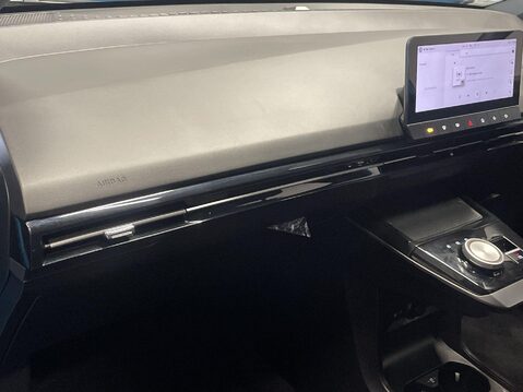 MG MG4 51kWh SE Hatchback 5dr Electric Auto (170 ps) Parking Sensors - Bluetooth - 16