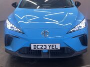 MG MG4 51kWh SE Hatchback 5dr Electric Auto (170 ps) Parking Sensors - Bluetooth - 10