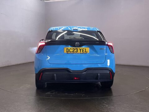 MG MG4 51kWh SE Hatchback 5dr Electric Auto (170 ps) Parking Sensors - Bluetooth - 7