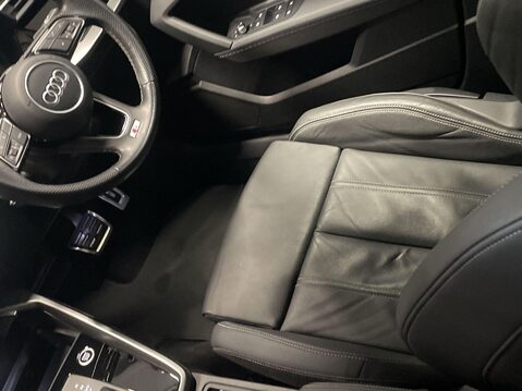 Audi A3 1.5 TFSI 35 S line Saloon 4dr Petrol S Tronic Euro 6 (s/s) (150 ps) Cruise 15