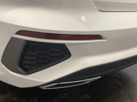 Audi A3 1.5 TFSI 35 S line Saloon 4dr Petrol S Tronic Euro 6 (s/s) (150 ps) Cruise 14