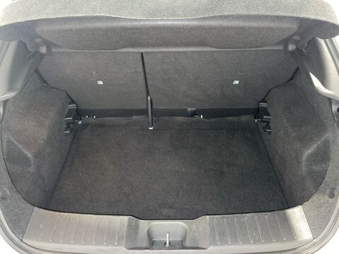 Nissan Juke 1.0 DIG-T N-Connecta SUV 5dr Petrol Manual Euro 6 (s/s) (114 ps) Cruise Co 11