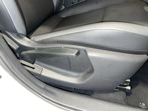 Nissan Juke 1.0 DIG-T N-Connecta SUV 5dr Petrol Manual Euro 6 (s/s) (114 ps) Cruise Co 6