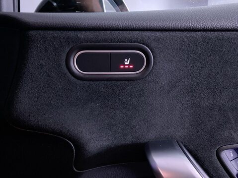 Mercedes-Benz A Class 1.3 A200 AMG Line Night Edition (Premium Plus) Saloon 4dr Petrol 7G-DCT Eur 25