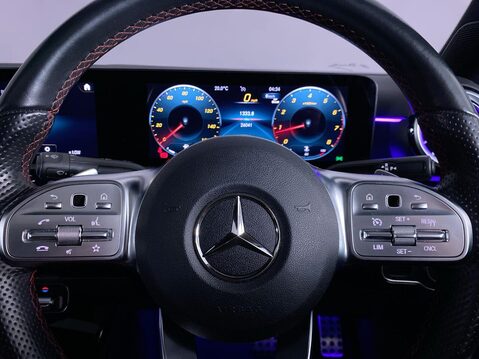 Mercedes-Benz A Class 1.3 A200 AMG Line Night Edition (Premium Plus) Saloon 4dr Petrol 7G-DCT Eur 22