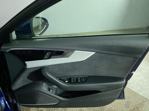 Audi A4 2.0 TFSI 40 S line Estate 5dr Petrol S Tronic Euro 6 (s/s) (204 ps) Cruise 27