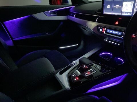 Audi A4 2.0 TFSI 40 S line Estate 5dr Petrol S Tronic Euro 6 (s/s) (204 ps) Cruise 24