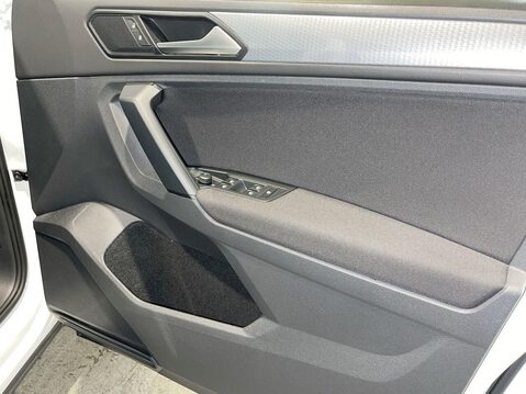 Volkswagen Tiguan 1.5 TSI Life SUV 5dr Petrol Manual Euro 6 (s/s) (150 ps) Cruise Control - 23