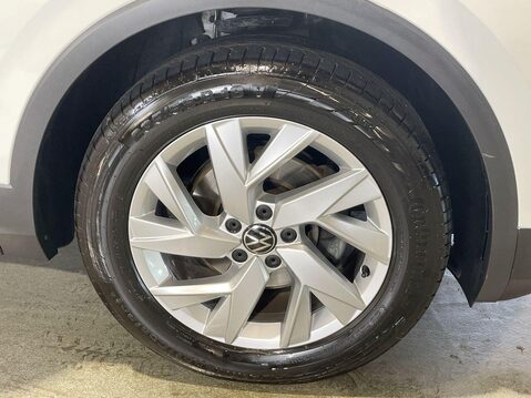 Volkswagen Tiguan 1.5 TSI Life SUV 5dr Petrol Manual Euro 6 (s/s) (150 ps) Cruise Control - 11