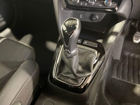 Vauxhall Corsa 1.2 GS Hatchback 5dr Petrol Manual Euro 6 (75 ps) Half Leather - Bluetooth 19