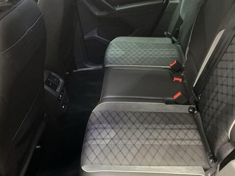 Volkswagen Tiguan 1.5 TSI R-Line SUV 5dr Petrol DSG Euro 6 (s/s) (150 ps) Parking Sensors - C 18