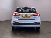 Hyundai i20 1.2 SE Launch Edition Hatchback 5dr Petrol Manual Euro 6 (s/s) (84 ps) Park 7