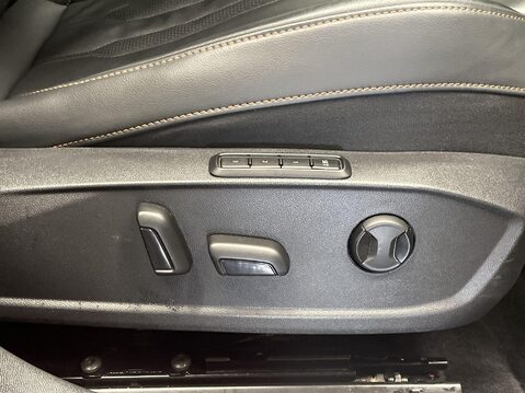 Cupra Leon 2.0 TSI VZ3 Hatchback 5dr Petrol DSG Euro 6 (s/s) (300 ps) Cruise Control 23