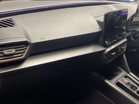 Cupra Leon 2.0 TSI VZ3 Hatchback 5dr Petrol DSG Euro 6 (s/s) (300 ps) Cruise Control 16