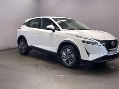Nissan Qashqai 1.3 DIG-T MHEV Acenta Premium SUV 5dr Petrol Hybrid Manual Euro 6 (s/s) (14