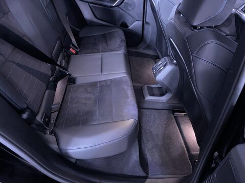 BMW Ix2 20 66.5kWh M Sport SUV 5dr Electric Auto eDrive (11kW Charger) (204 ps) Cru 19