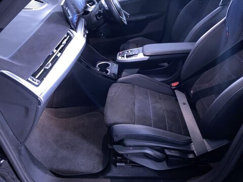 BMW Ix2 20 66.5kWh M Sport SUV 5dr Electric Auto eDrive (11kW Charger) (204 ps) Cru 17