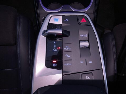 BMW Ix2 20 66.5kWh M Sport SUV 5dr Electric Auto eDrive (11kW Charger) (204 ps) Cru 21