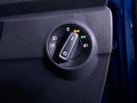 Volkswagen T-Roc 1.5 TSI EVO SEL SUV 5dr Petrol Manual Euro 6 (s/s) (150 ps) Cruise Control 24