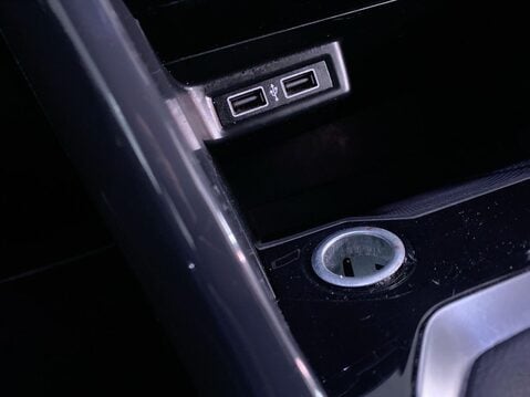 Volkswagen T-Roc 1.5 TSI EVO SEL SUV 5dr Petrol Manual Euro 6 (s/s) (150 ps) Cruise Control 32