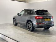 Audi Q5 2.0 TDI 40 Edition 1 SUV 5dr Diesel S Tronic quattro Euro 6 (s/s) (204 ps) 6