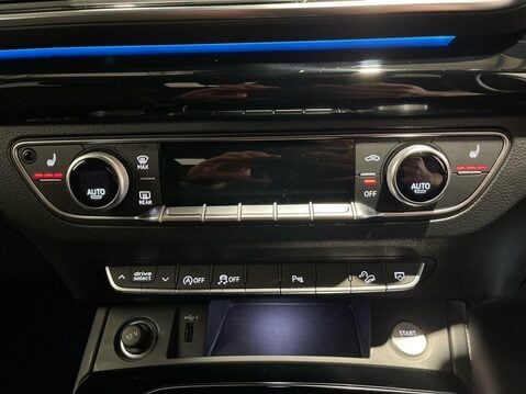 Audi Q5 2.0 TDI 40 Edition 1 SUV 5dr Diesel S Tronic quattro Euro 6 (s/s) (204 ps) 21