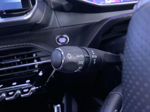 Peugeot 2008 1.2 PureTech GT SUV 5dr Petrol Manual Euro 6 (s/s) (130 ps) Cruise Control 23
