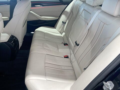 BMW 5 Series 2.0 520d MHT M Sport Saloon 4dr Diesel Hybrid Steptronic Euro 6 (s/s) (190 15