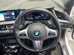 BMW 1 Series 1.5 118i M Sport (LCP) Hatchback 5dr Petrol DCT Euro 6 (s/s) (136 ps) Crui