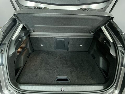 Citroen C4 1.2 PureTech Shine Plus Hatchback 5dr Petrol EAT8 Euro 6 (s/s) (130 ps) Cr 13