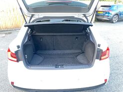 Audi A1 1.0 TFSI 25 Sport Sportback 5dr Petrol S Tronic Euro 6 (s/s) (95 ps) Parkin