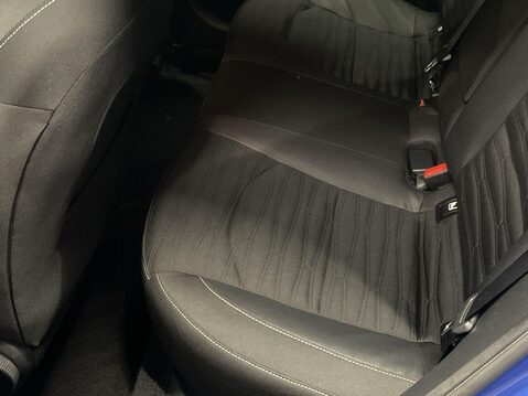 Kia Ceed 1.5 T-GDi GT-Line Hatchback 5dr Petrol Manual Euro 6 (s/s) (158 bhp) Cruis 18