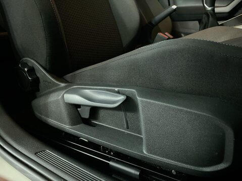 Volkswagen Polo 1.0 TSI Life Hatchback 5dr Petrol Manual Euro 6 (s/s) (95 ps) Cruise Contr 26