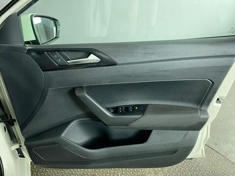 Volkswagen Polo 1.0 TSI Life Hatchback 5dr Petrol Manual Euro 6 (s/s) (95 ps) Cruise Contr 27