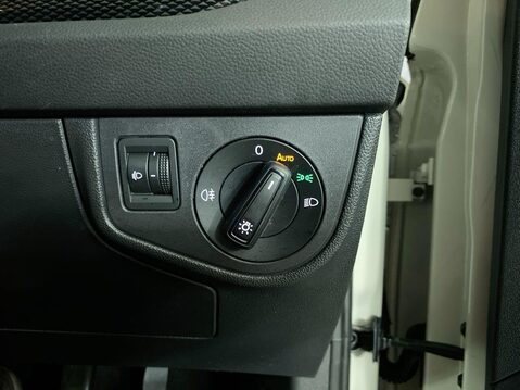 Volkswagen Polo 1.0 TSI Life Hatchback 5dr Petrol Manual Euro 6 (s/s) (95 ps) Cruise Contr 23