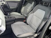 Renault Clio 1.6 E-TECH techno Hatchback 5dr Petrol Hybrid Auto Euro 6 (s/s) (145 ps) C 16