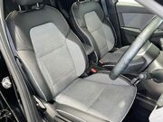 Renault Clio 1.6 E-TECH techno Hatchback 5dr Petrol Hybrid Auto Euro 6 (s/s) (145 ps) C 5