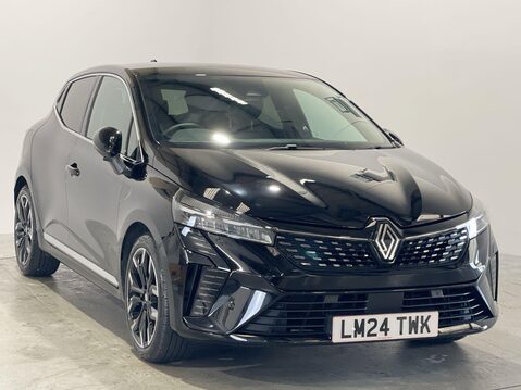 Renault Clio 1.6 E-TECH techno Hatchback 5dr Petrol Hybrid Auto Euro 6 (s/s) (145 ps) C 1