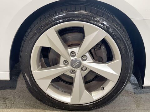 Audi A3 1.5 TFSI 35 S line Saloon 4dr Petrol Manual Euro 6 (s/s) (150 ps) Leather T 9