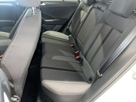 Volkswagen T-Roc 1.0 TSI Life SUV 5dr Petrol Manual Euro 6 (s/s) (110 ps) Parking Sensors - 14