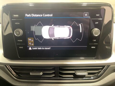 Volkswagen T-Roc 1.0 TSI Life SUV 5dr Petrol Manual Euro 6 (s/s) (110 ps) Parking Sensors - 13