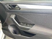 Volkswagen T-Roc 1.0 TSI Life SUV 5dr Petrol Manual Euro 6 (s/s) (110 ps) Parking Sensors - 7