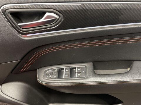 Renault Arkana 1.6 E-TECH r.s. line SUV 5dr Petrol Hybrid Auto 2WD Euro 6 (s/s) (145 bhp) 25