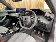 Peugeot 2008 1.2 PureTech Allure SUV 5dr Petrol Manual Euro 6 (s/s) (130 ps) DAB Radio - 7